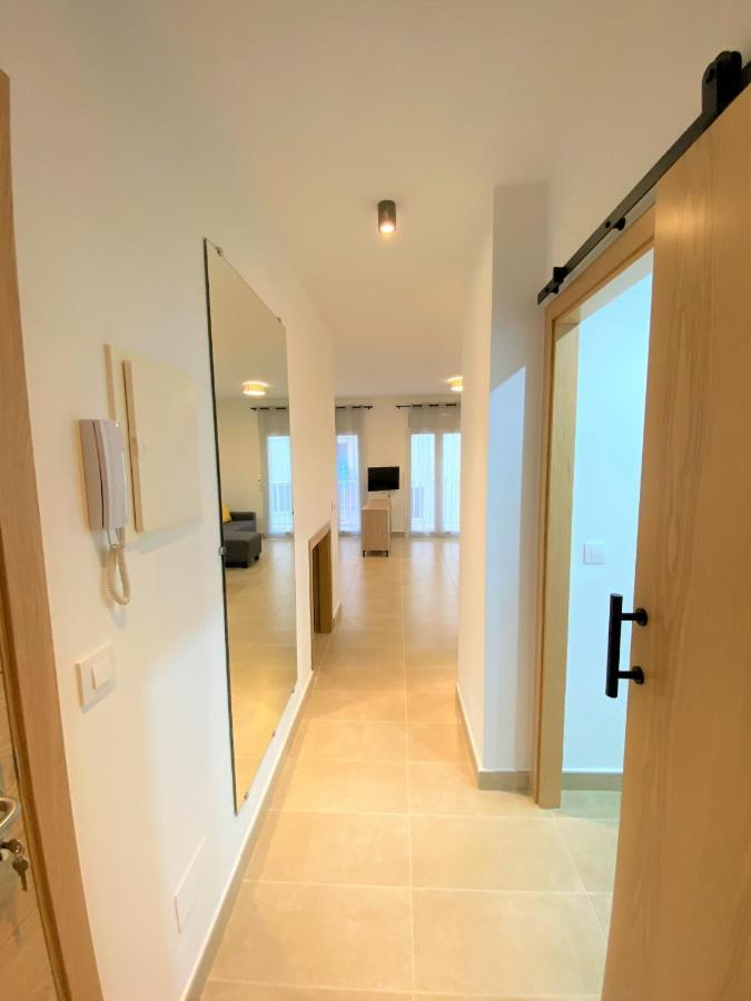 Apartaments L'Escala Centre Dış mekan fotoğraf